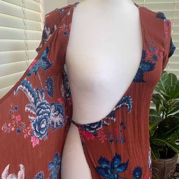 Billabong Red Floral Print Wrap Dress - Picture 7 of 10